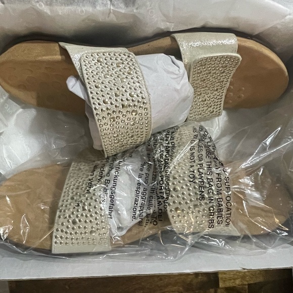 Vionic Gold Rest Somoa sandals - Picture 4 of 11